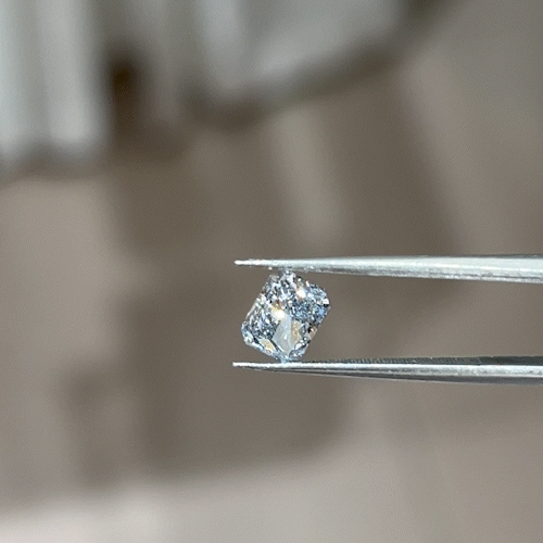 0.9ct Radiant Cut Lab Diamond Blue SI NO.61