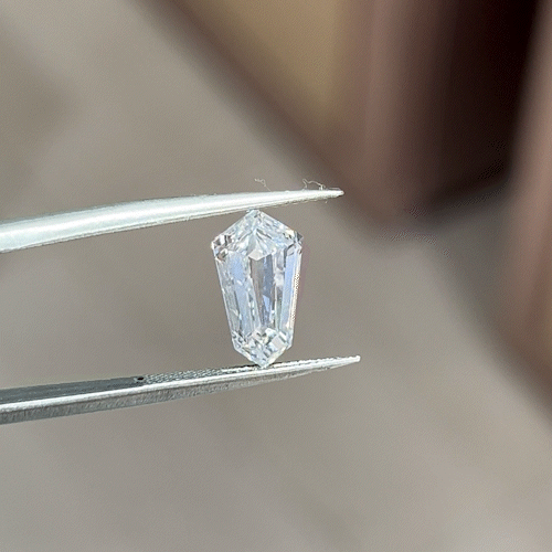 2.56ct Shield Cut Lab Diamond DE VS NO.810