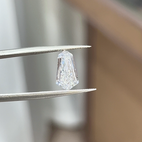 2.65ct Shield Cut Lab Diamond EF VS NO.811