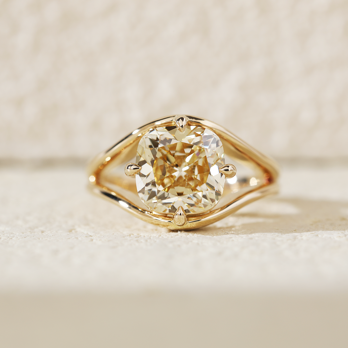 14K Yellow Gold 4ct Old Mine Cut Yellow Lab Diamond 4 Claw Prongs Solitaire Ring with Split Band Design