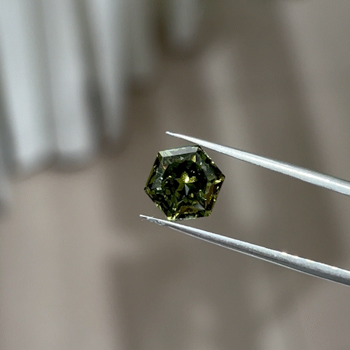 3.97ct Hexagon Cut Lab Diamond Green VS NO.1032