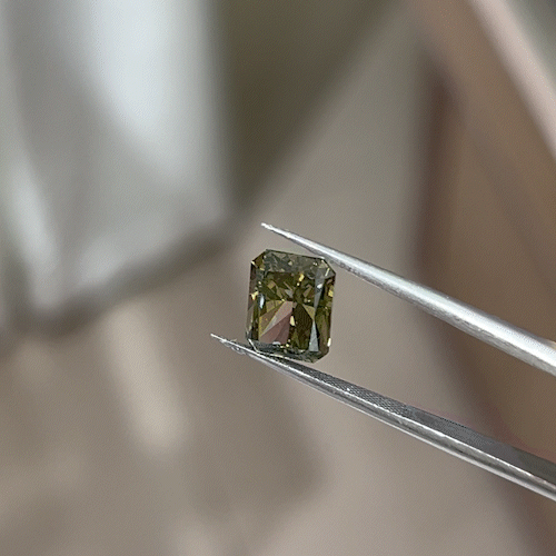 3.45ct Radiant Cut Lab Diamond Green VS NO.1041