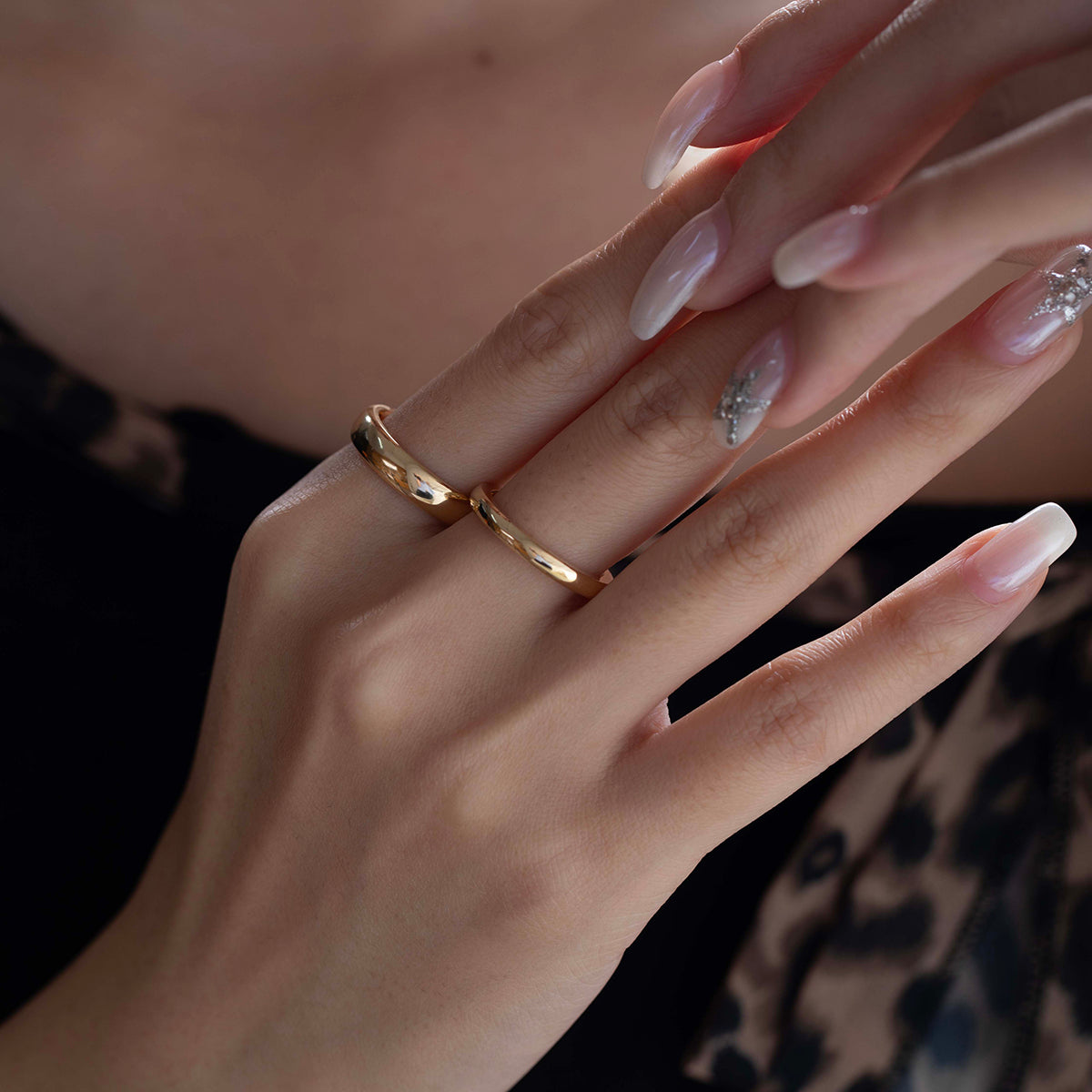 18K Yellow Gold Wedding Band Set