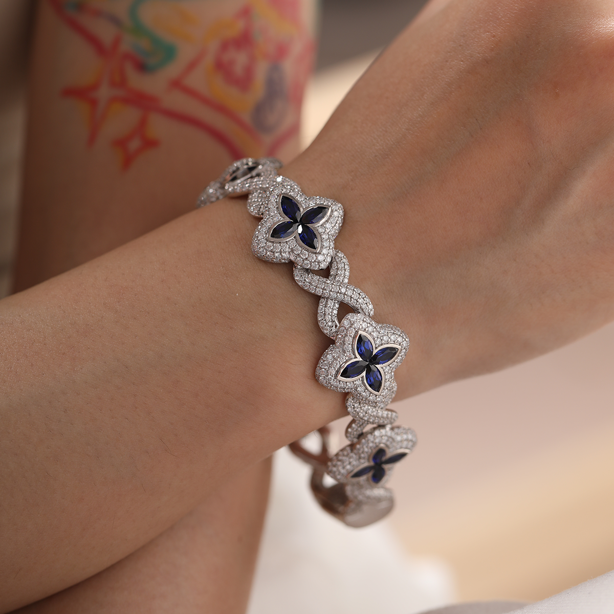 14K White Gold Round Lab Diamond Bracelet with Pear Lab Sapphire – Art Nouveau Nature-Inspired Eternal Fleur Blue Design