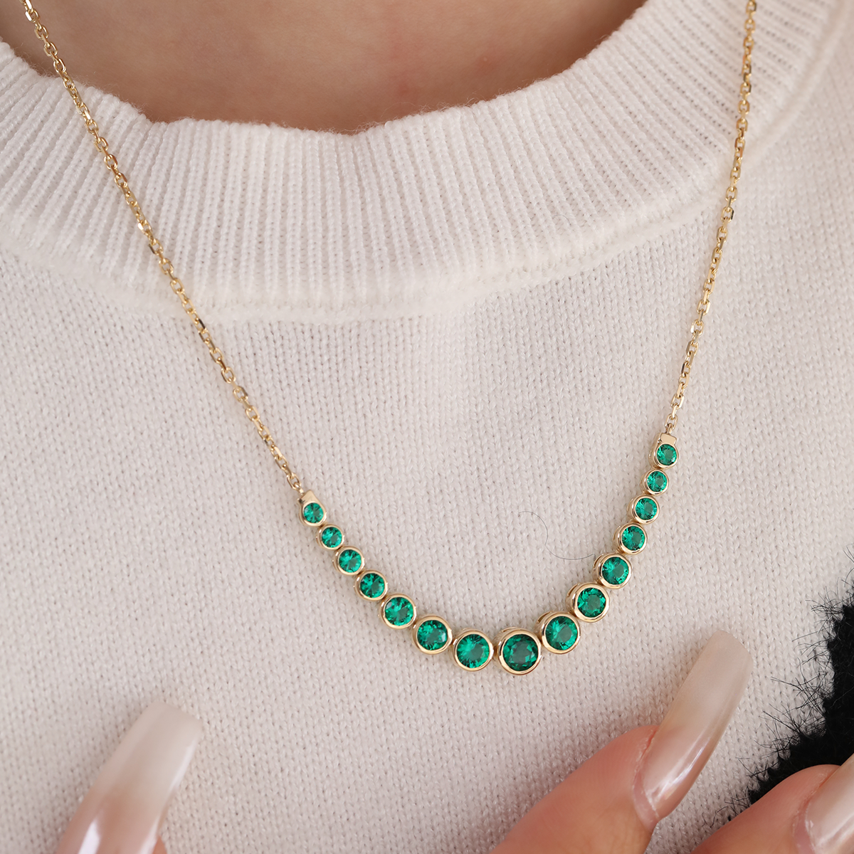 14K Yellow Gold Round Lab Columbian Emerald Bezel Smile Pendant Necklace