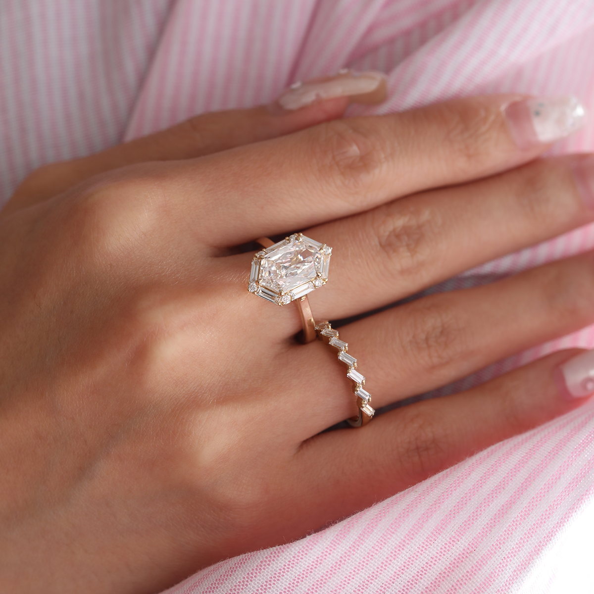 14K Yellow Gold 2.5ct Duchess Cut Elongated Hexagonal Lab Diamond Ring with Baguette Cut and Round Diamond Halo