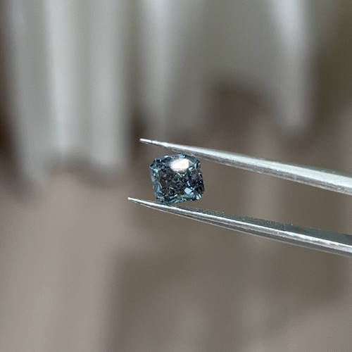 1.05ct Radiant Cut Lab Diamond Blue SI NO.B06
