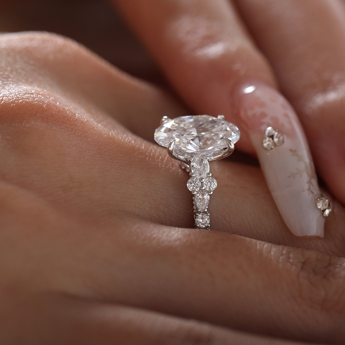 18K White Gold 3.5ct Oval Lab Diamond Vintage Ring with Millegrain and Lab Diamond Side-stones Pave