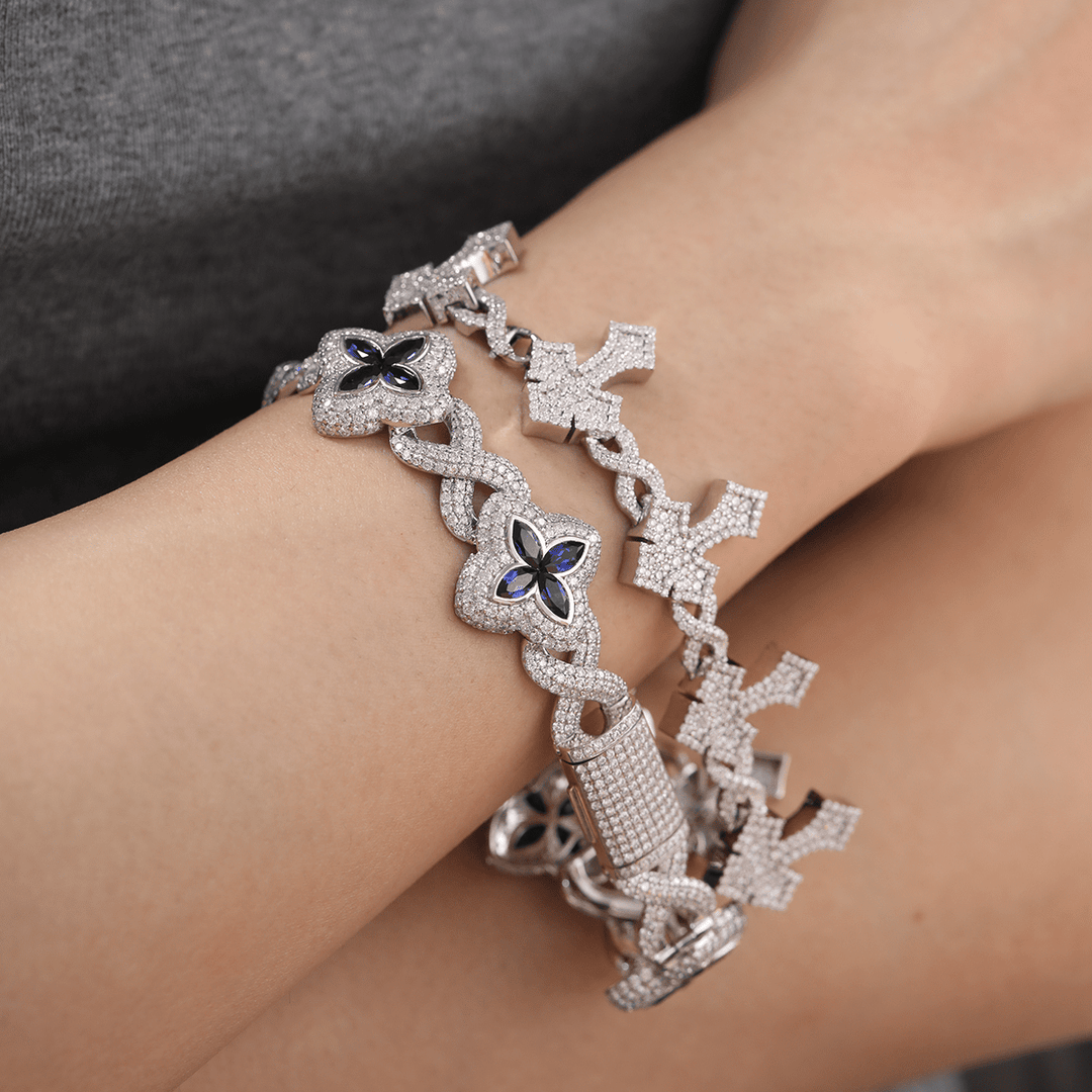 14K White Gold Knight&