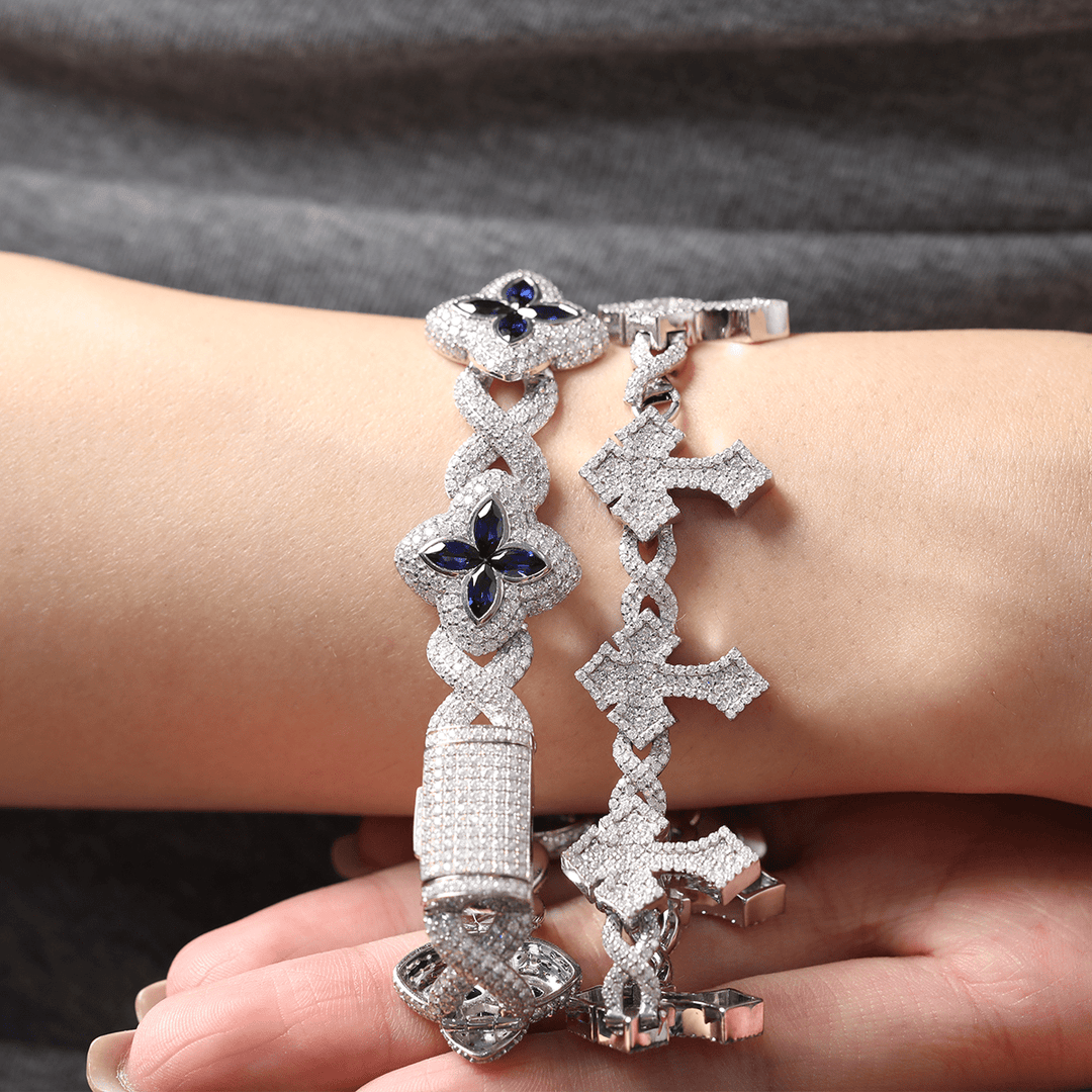 14K White Gold Knight&