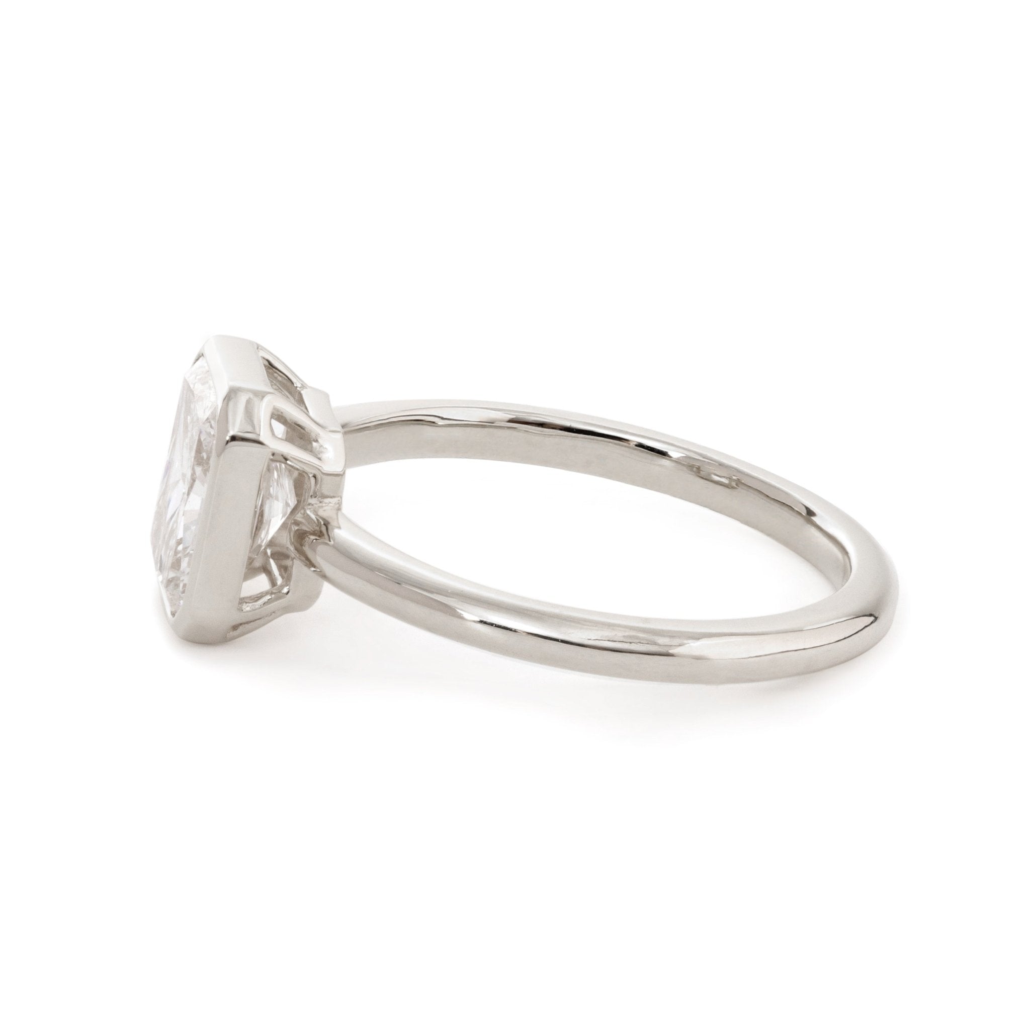 14K Yellow Gold 1.5ct Radiant Cut Lab Diamond Bezel Setting Solitaire Ring