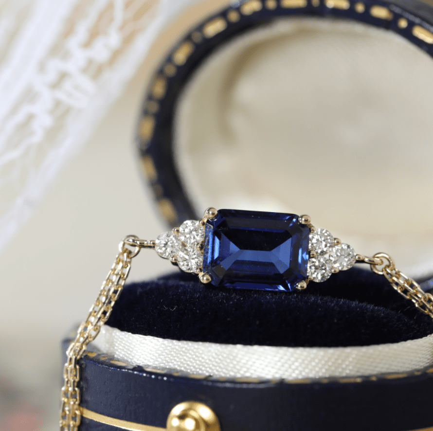 Royal Blue Lab Sapphire Chain Bracelet with Round Lab Diamond Side Stones