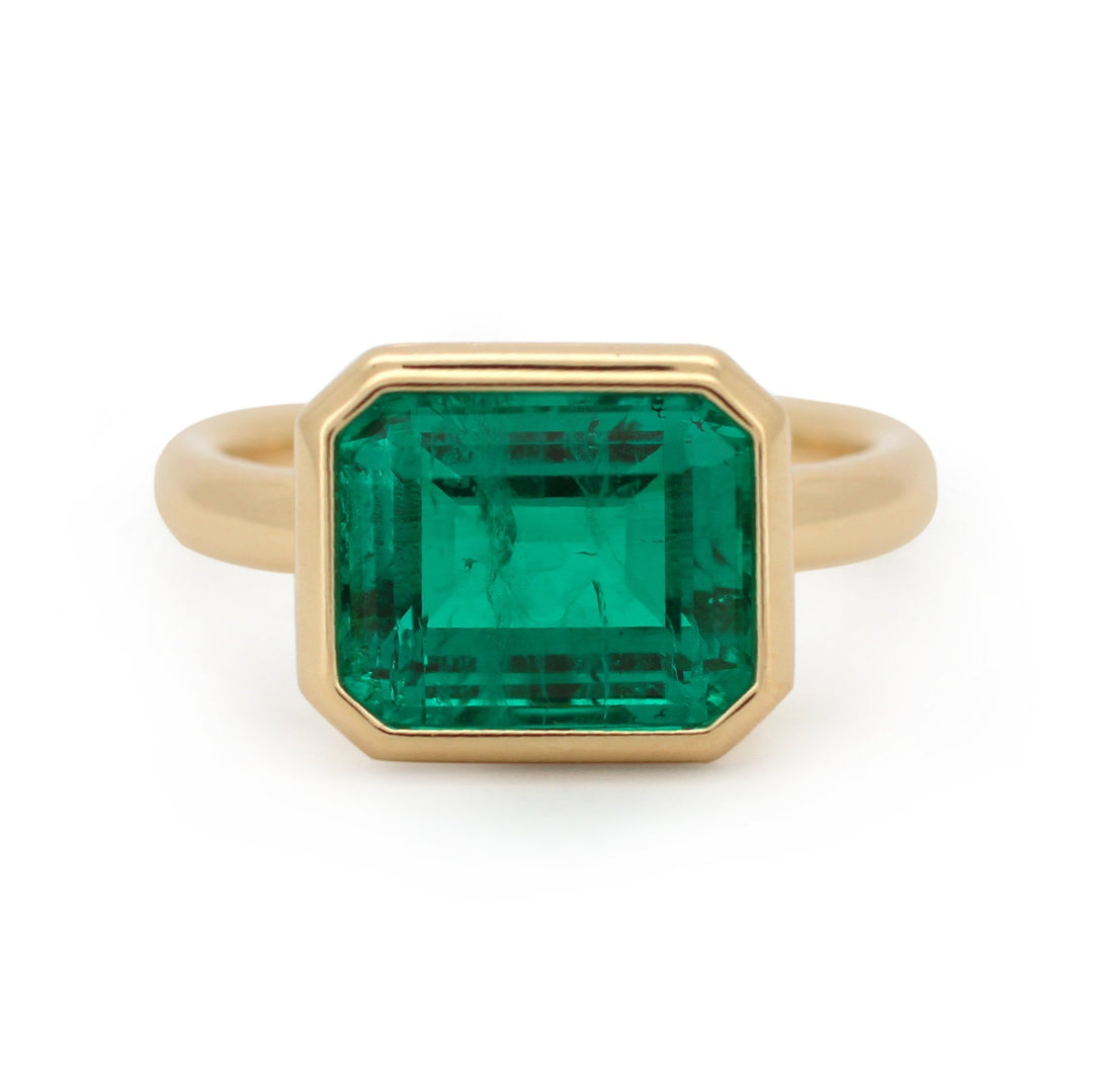 14K Yellow Gold 3.5 Carat Lab Emerald Solitaire Cocktail Ring with Bezel Setting - FIORESE JEWELRY