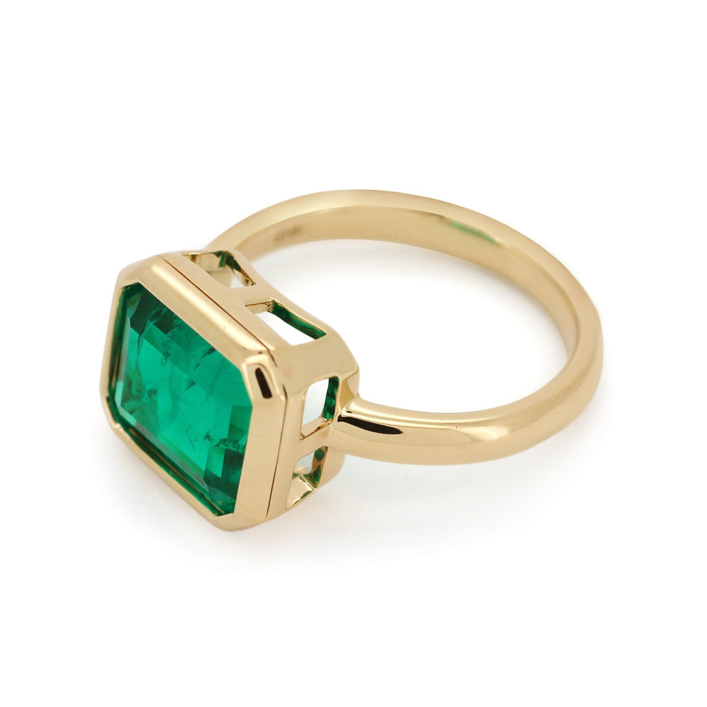 14K Yellow Gold 3.5 Carat Lab Emerald Solitaire Cocktail Ring with Bezel Setting - FIORESE JEWELRY