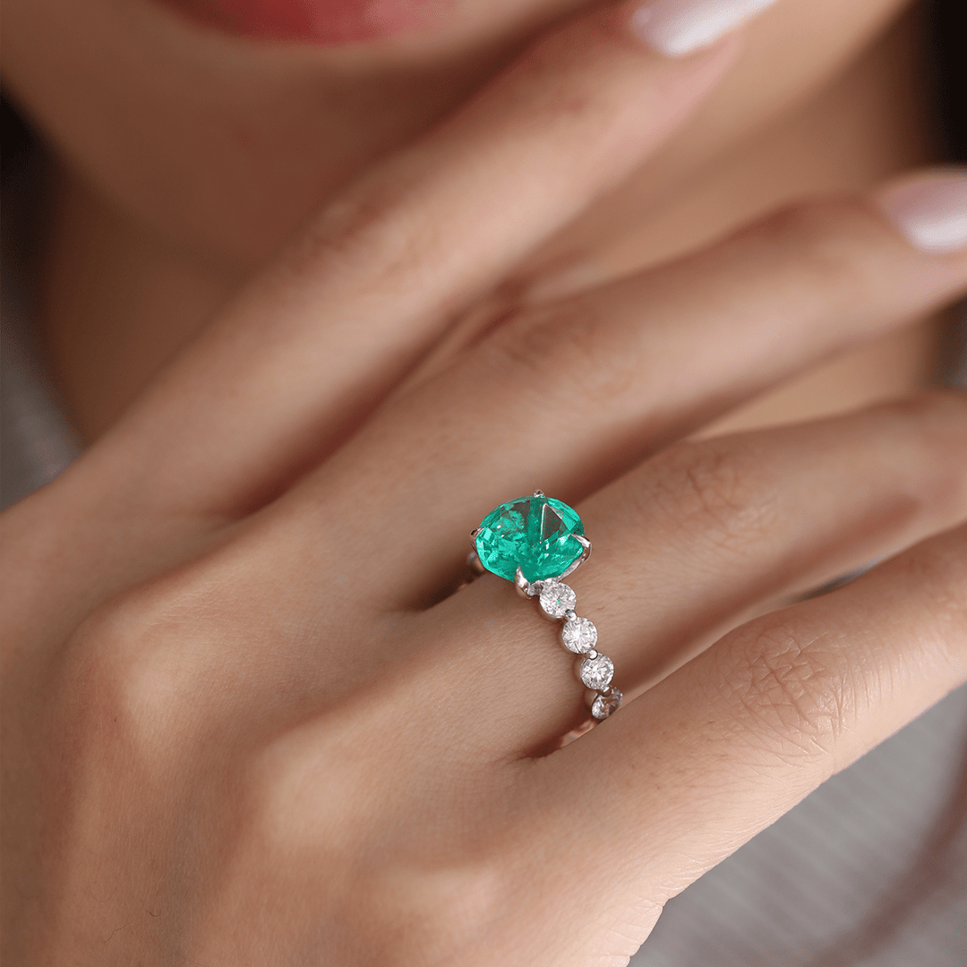 18K White Gold 2.5ct Round Colombian Lab Emerald 4 Calw Prong Ring with 8 Round Lab Diamond Side - stones - FIORESE JEWELRY