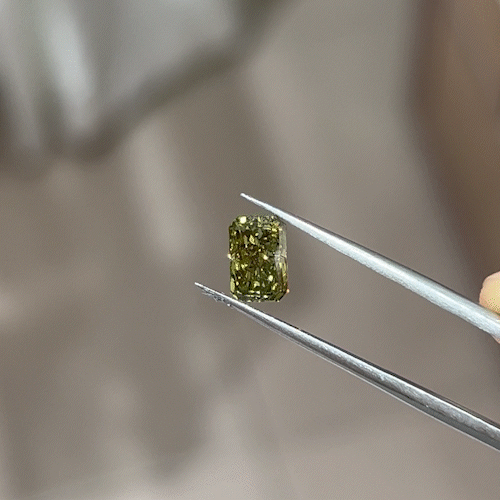 1.09ct Radiant Cut Lab Diamond Green VS NO.1048