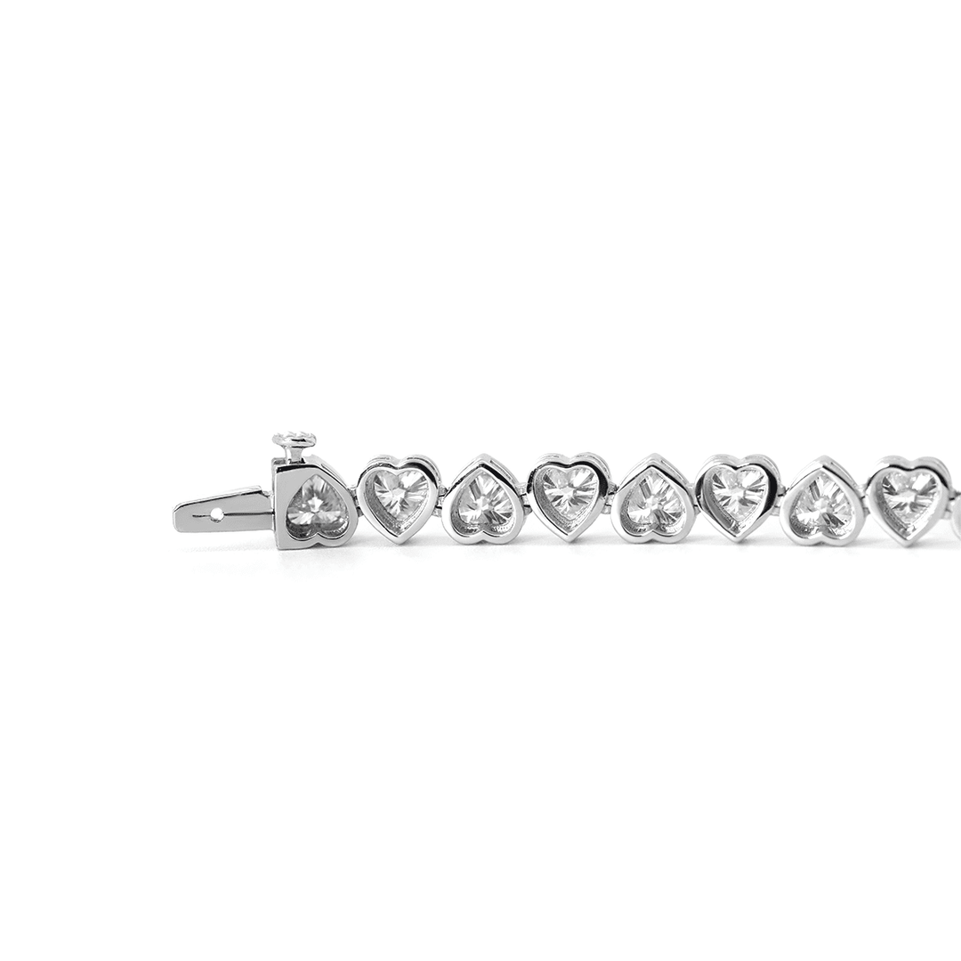 4×4mm Heart - Shaped Lab Diamond Bezel - Set Tennis Bracelet with Box Clasp - FIORESE JEWELRY