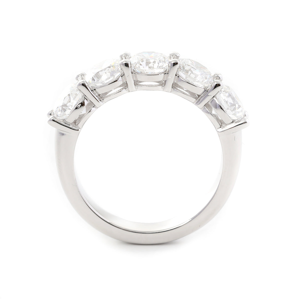 14K White Gold 5-Sotne Round Diamond Ring