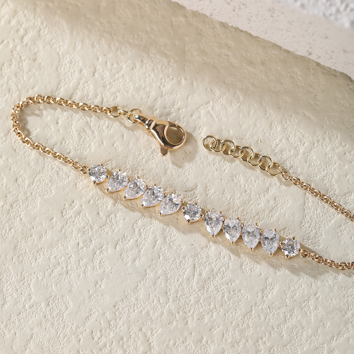 18K Yellow Gold Two-Shape Lab Diamond Bracelet – Round & Pear Cuts