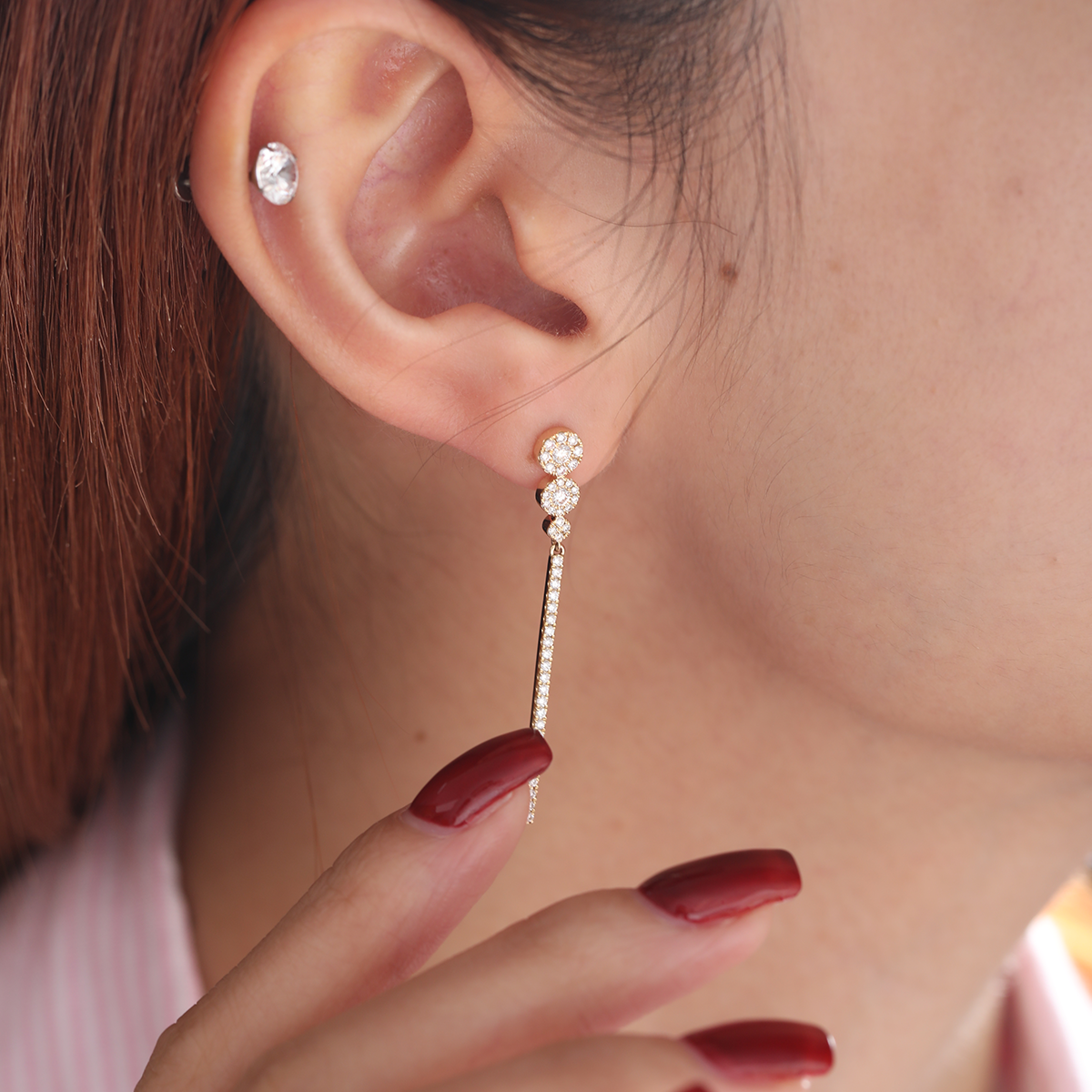 18K Yellow Gold Round Cut Diamond Pave Drop Earrings