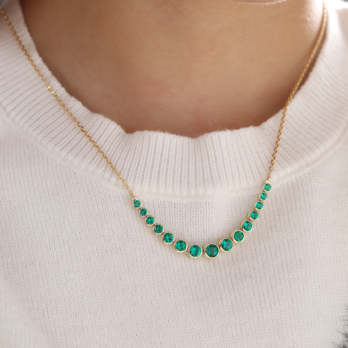 14K Yellow Gold Round Lab Columbian Emerald Bezel Smile Pendant Necklace