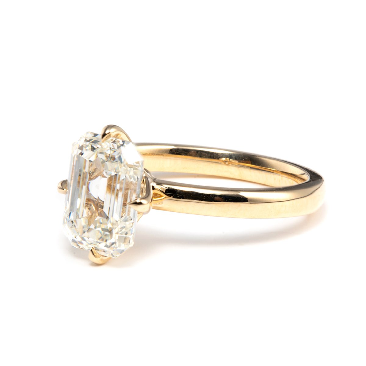 Emerald-Cut Lab Diamond Solitaire Ring with 4-Claw Compass Tulip Setting