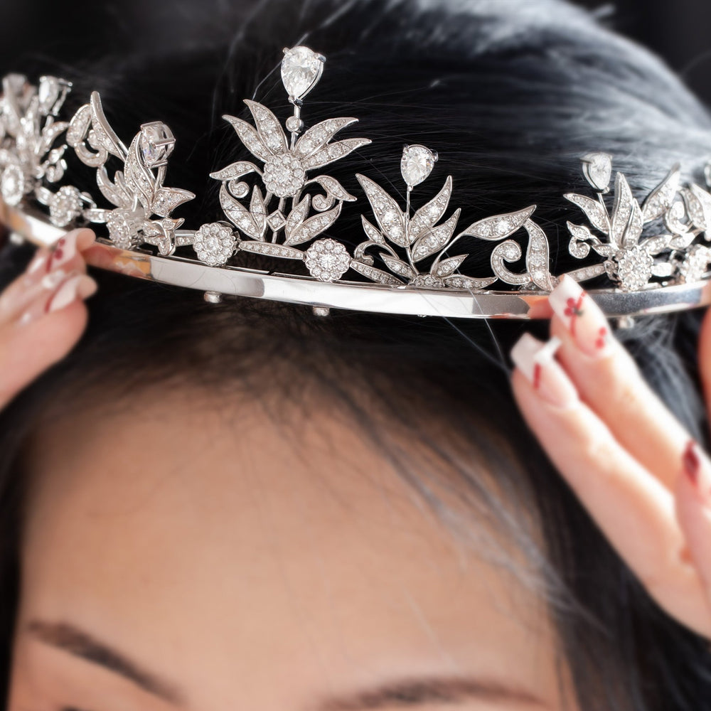 Fiorese High Jewelry – Queen' s Secret Convertible Crown Necklace - FIORESE JEWELRY