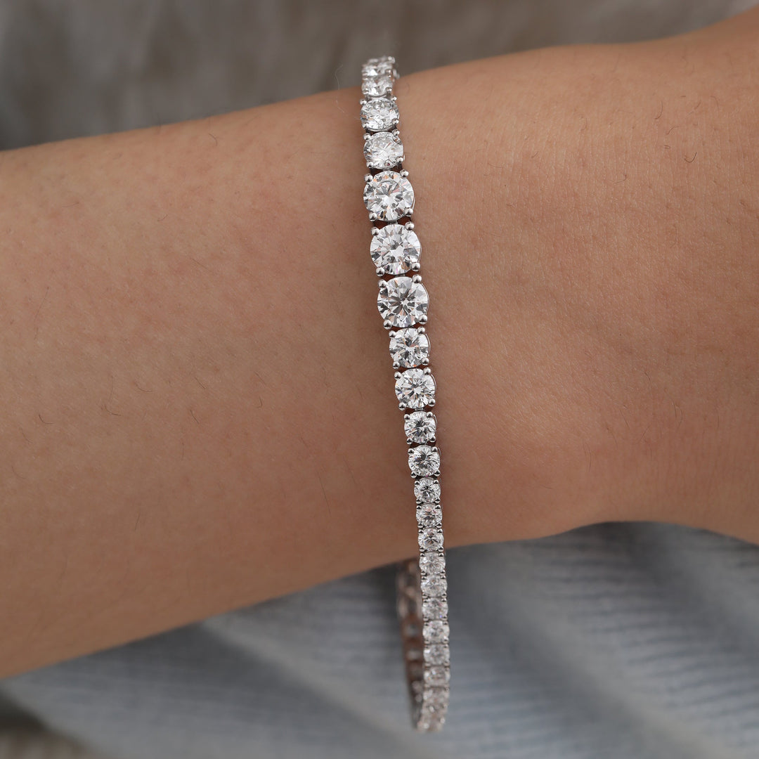 Ready to Ship Round Lab Diamond Four Prong Basket Tennis Bracelet with Graduated Sizes Design - FIORESE JEWELRY