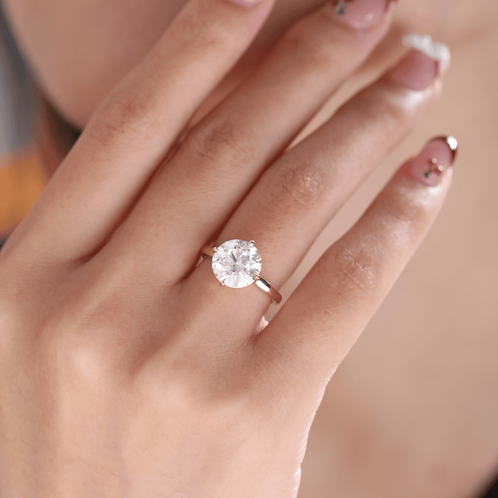 Round Cut Diamond 4 - Claw Prong Solitaire Engagement Ring — Minimalist Design - FIORESE JEWELRY