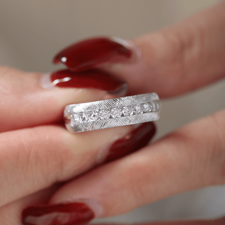 Round Lab Diamond Half - Eternity Men&