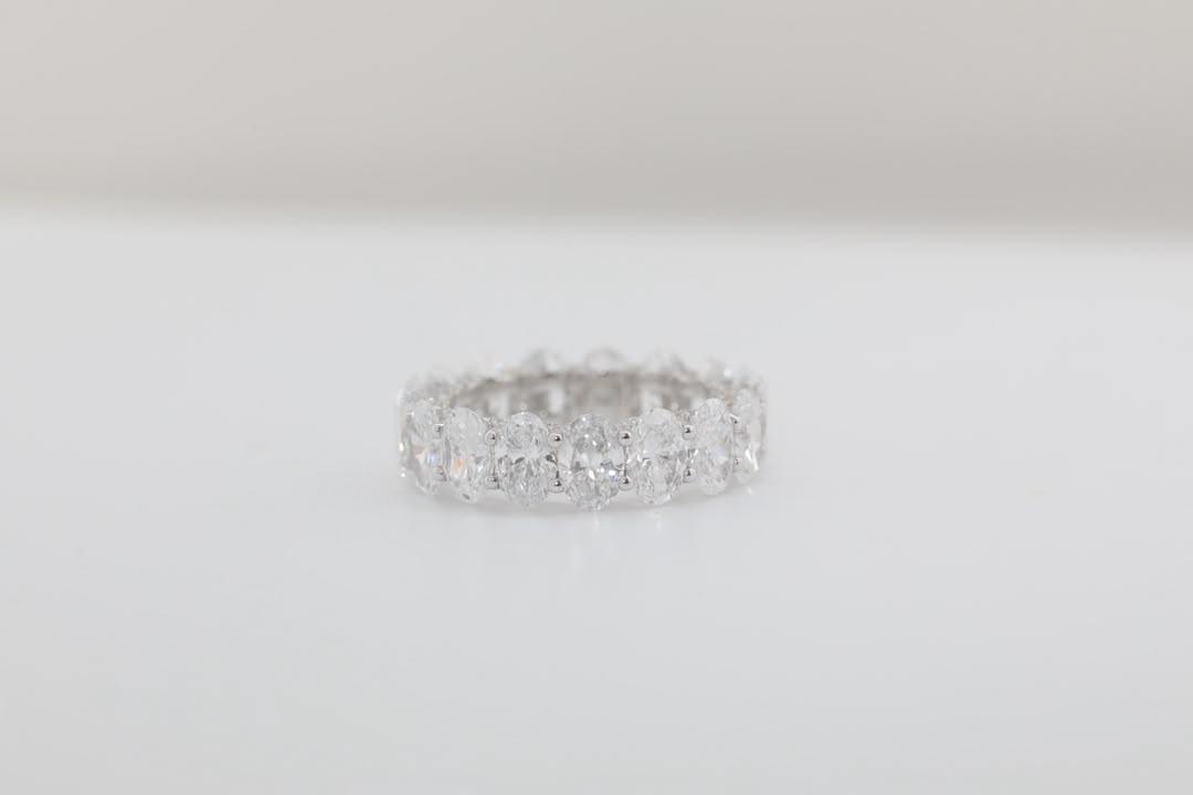 Silver Ring Inlaid with Synthetic Moissanite - FIORESE JEWELRY